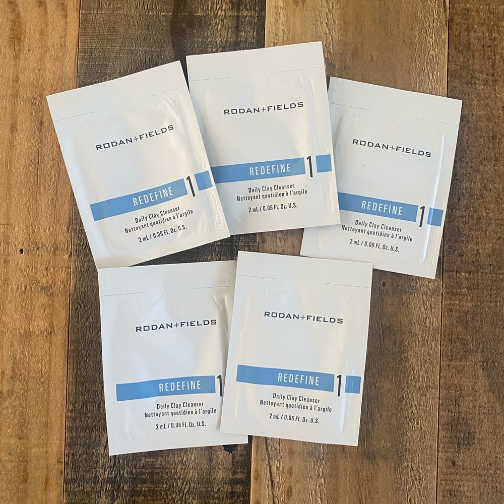 5 R+F Redefine Daily Clay Cleanser Sample